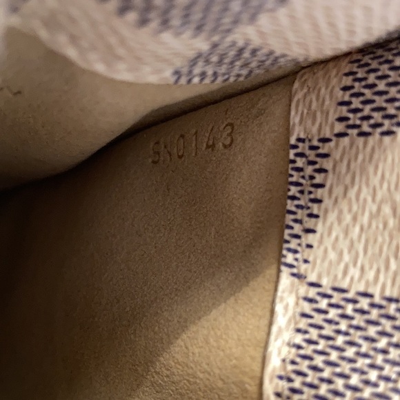 LOUIS Vuitton Damier Etui Lunettes Glasses case - Picture 11 of 12